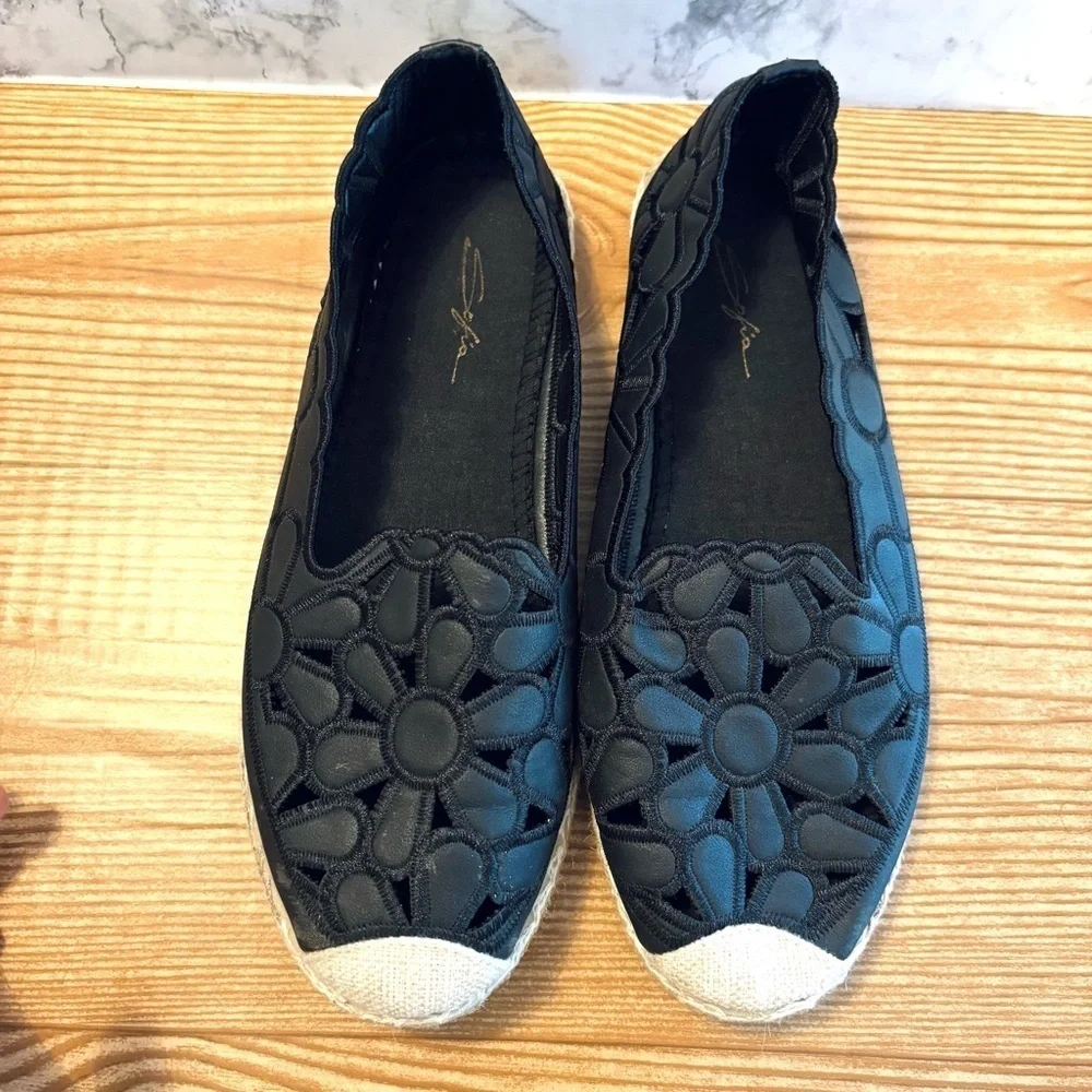 Sofia Black Cutout Vegan Leather Floral Cutout Espadrille Flats Loafers Size 6